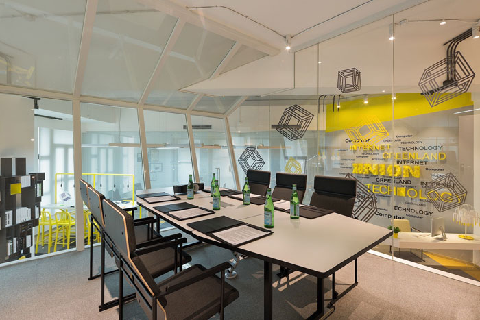 605平方中型辦公室會(huì)議室裝修設(shè)計(jì)案例效果圖