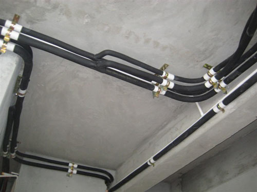 辦公室抽真空、補(bǔ)充制冷劑效果圖