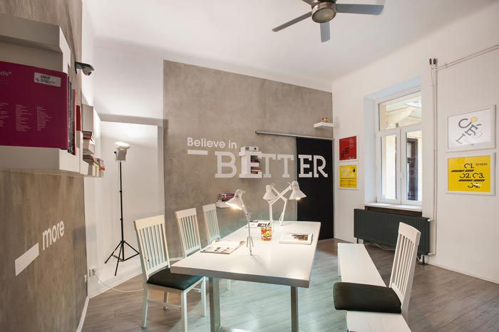 品牌設(shè)計(jì)工作室辦公空間裝修設(shè)計(jì)案例效果圖