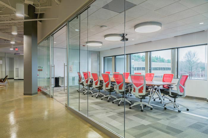 B2B公司辦公室會(huì)議室裝修設(shè)計(jì)案例效果圖