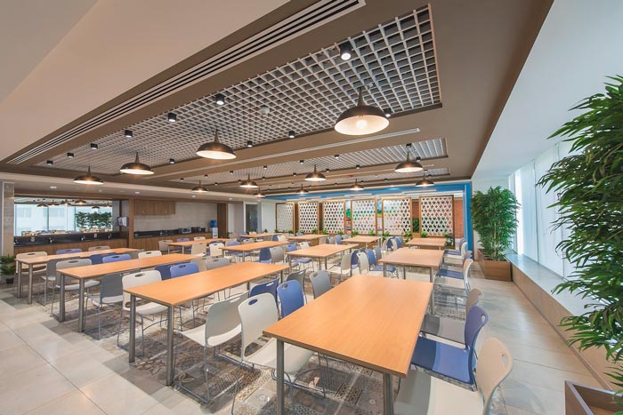 互聯(lián)網(wǎng)服務(wù)提供商辦公室茶水間裝修設(shè)計案例效果圖