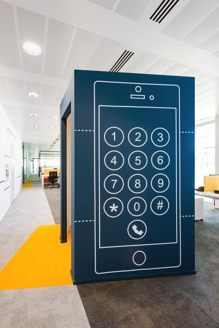 貸款服務(wù)機(jī)構(gòu)辦公室洽談區(qū)域裝修設(shè)計案例效果圖