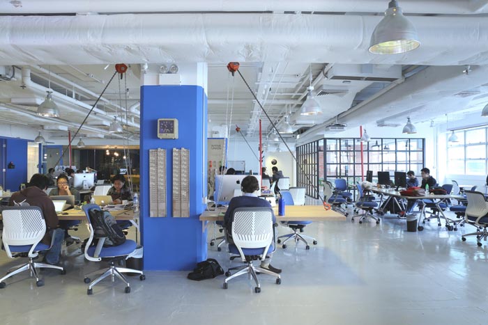 1900平方大型辦公室辦公區(qū)域裝修設(shè)計(jì)案例效果圖