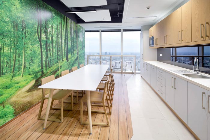 現(xiàn)代簡約風(fēng)格辦公室茶水間裝修設(shè)計案例效果圖