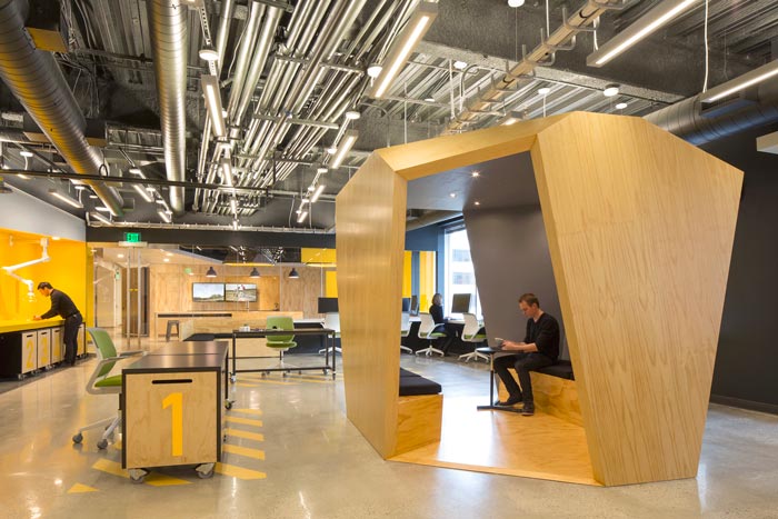 靈活創(chuàng)意辦公空間辦公實用區(qū)域裝修設(shè)計案例效果圖