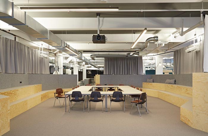 開放創(chuàng)意辦公室會議室裝修設計實景圖