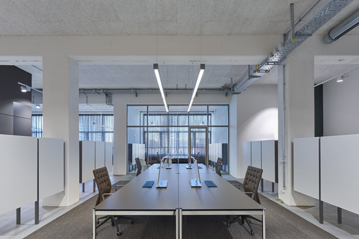 策劃公司小型辦公室辦公區(qū)域裝修設(shè)計效果圖