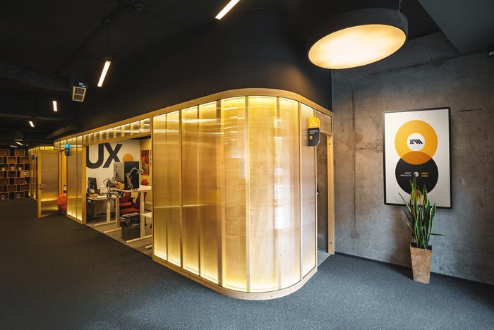 小型創(chuàng)意辦公室動(dòng)線裝修設(shè)計(jì)案例效果圖