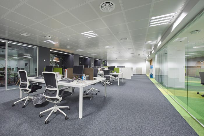 全球制藥公司辦公室辦公區(qū)域裝修設(shè)計(jì)案例效果圖