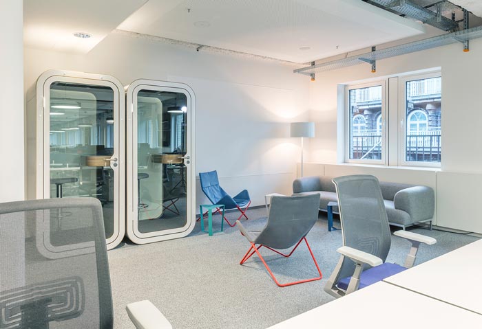 軟件開發(fā)公司辦公室休息區(qū)域裝修設計案例效果圖