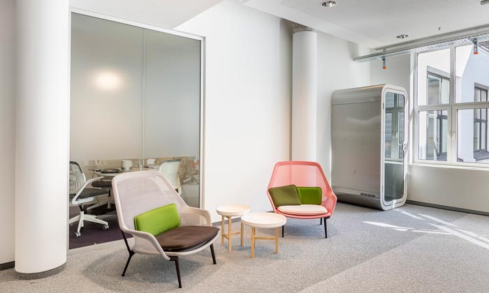 軟件開發(fā)公司辦公室休閑區(qū)裝修設計案例效果圖