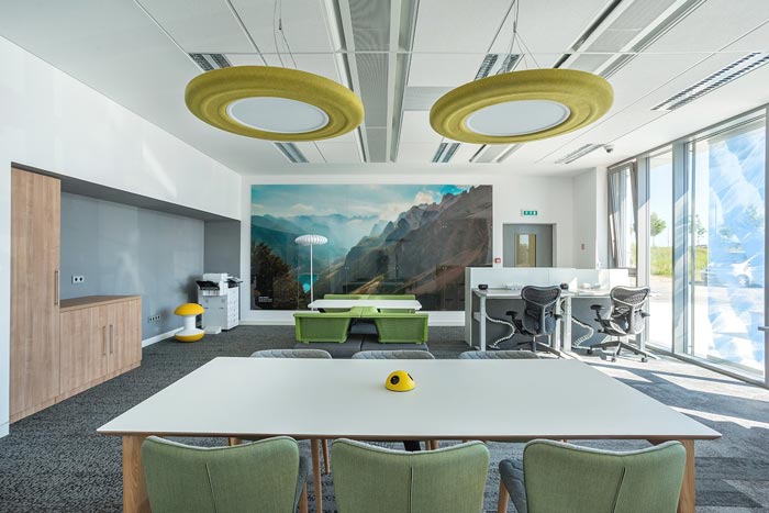 軟件技術(shù)公司辦公室裝修設(shè)計(jì)案例