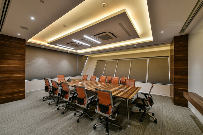 廠房辦公室小會議室裝修設(shè)計案例效果圖