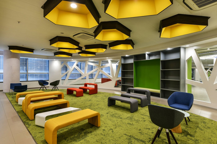 廠房辦公室交流區(qū)域裝修設(shè)計案例效果圖