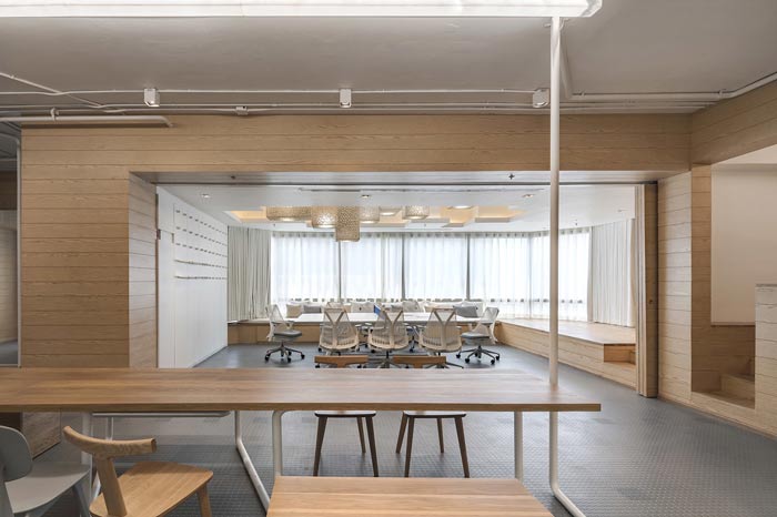 IT創(chuàng)業(yè)公司辦公室會議室裝修設(shè)計案例效果圖