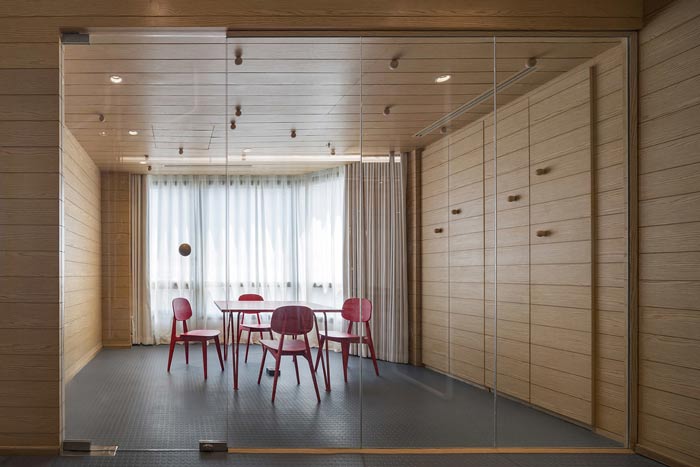 IT創(chuàng)業(yè)公司辦公室接待區(qū)裝修設(shè)計案例效果圖