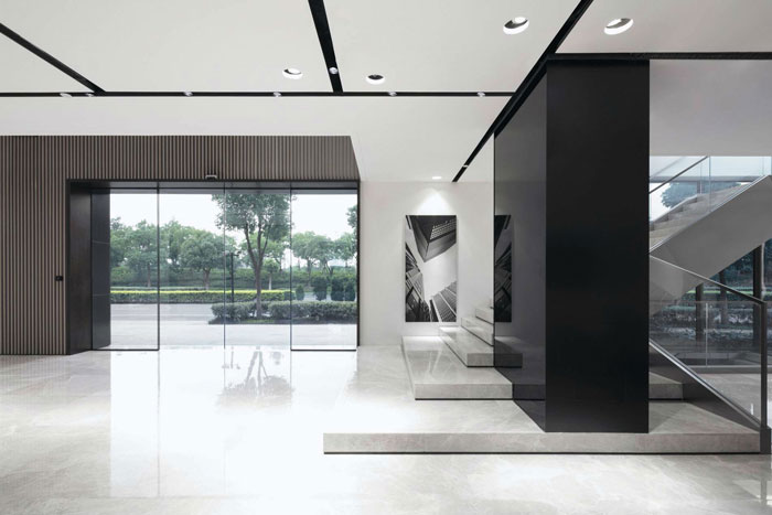 總部大樓辦公室進門區(qū)裝修設(shè)計效果圖