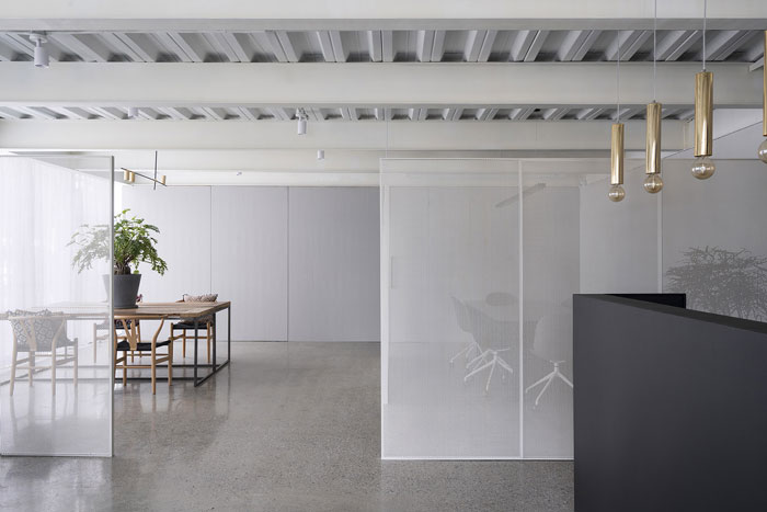 家居公司辦公室后廳裝修設(shè)計效果圖