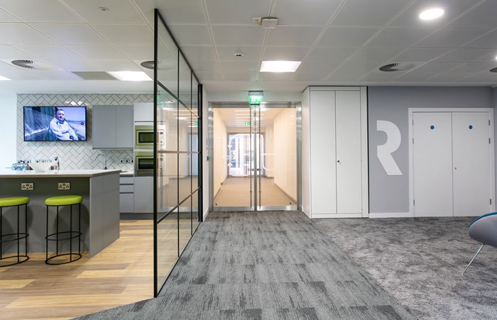 600平方辦公室過(guò)道裝修設(shè)計(jì)效果圖