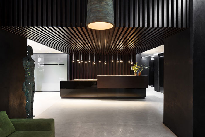 保險(xiǎn)公司辦公室前臺(tái)裝修設(shè)計(jì)效果圖