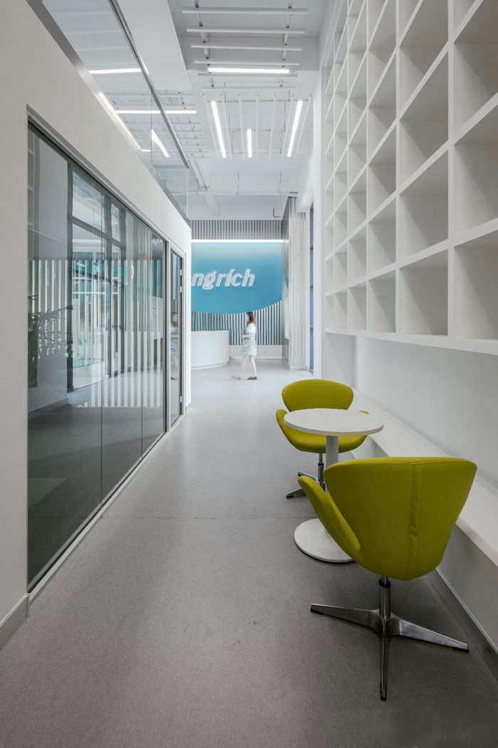 生物科技公司辦公室接待區(qū)裝修設計效果圖