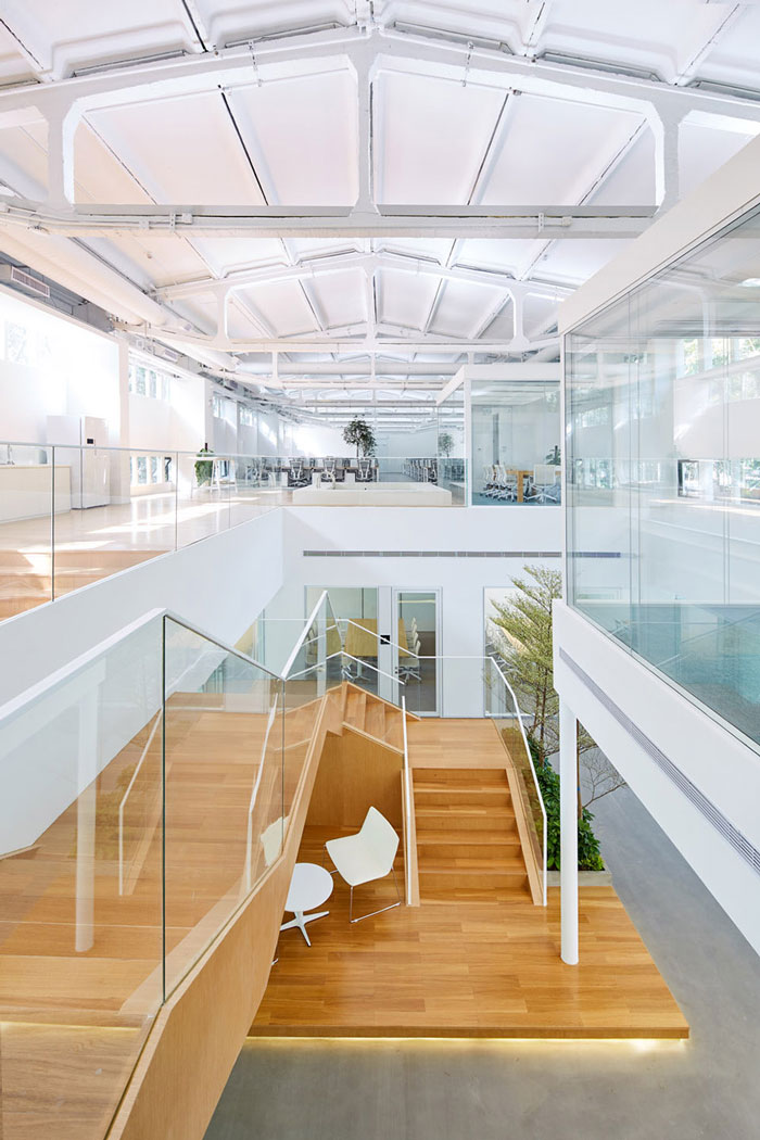 廠房辦公樓樓梯裝修設(shè)計效果圖