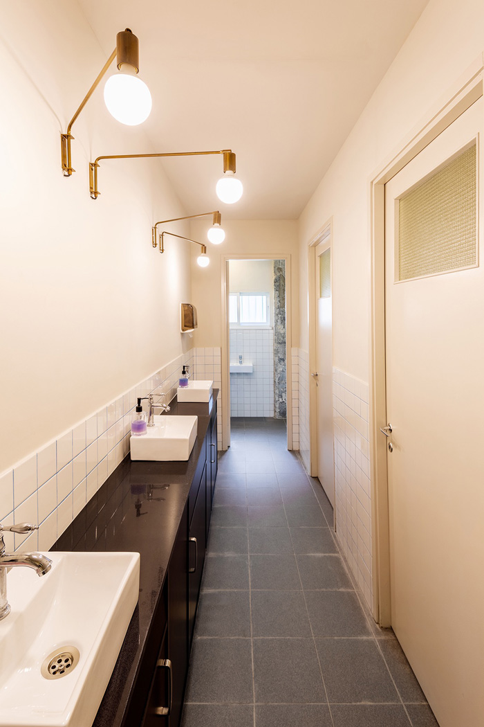 網(wǎng)絡辦公室洗手間裝修設計效果圖