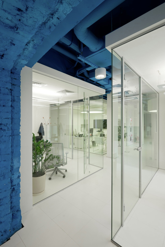 廣告公司辦公室隔斷裝修設(shè)計(jì)效果圖