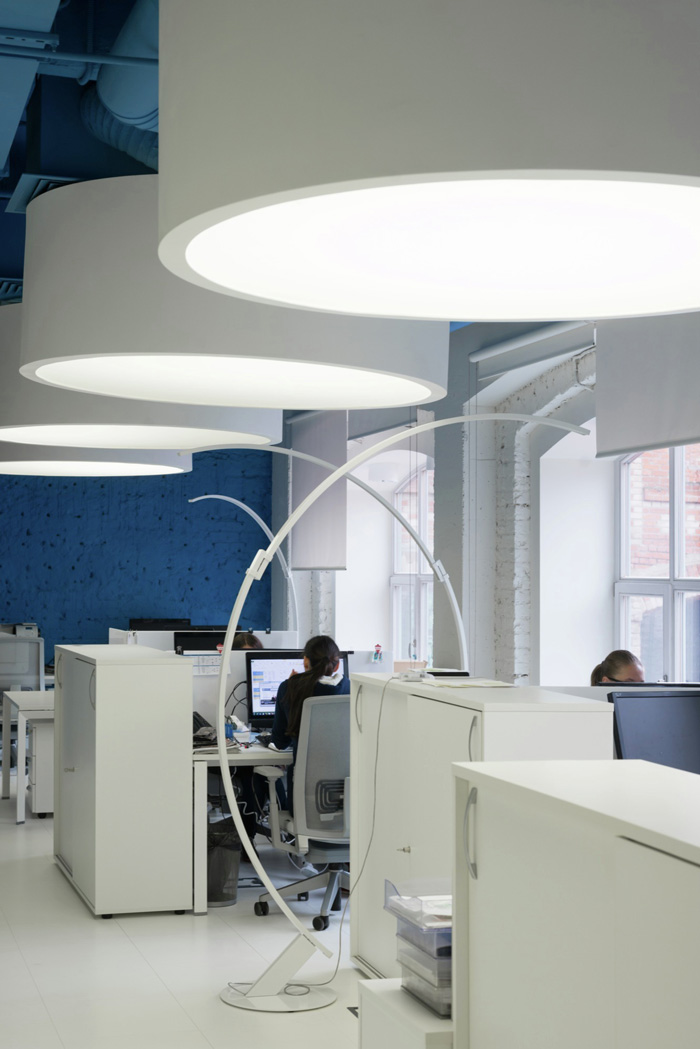 廣告公司辦公室辦公區(qū)裝修設(shè)計(jì)效果圖