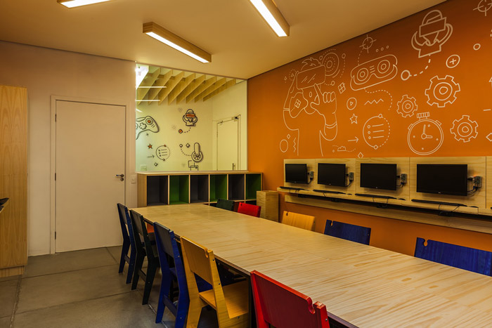 少兒編程培訓(xùn)機(jī)構(gòu)培訓(xùn)室裝修設(shè)計(jì)效果圖