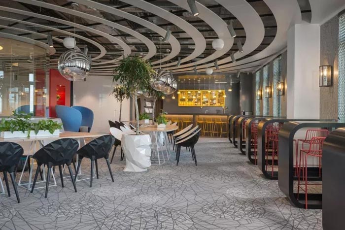 2500平方辦公室休息區(qū)裝修設(shè)計(jì)效果圖