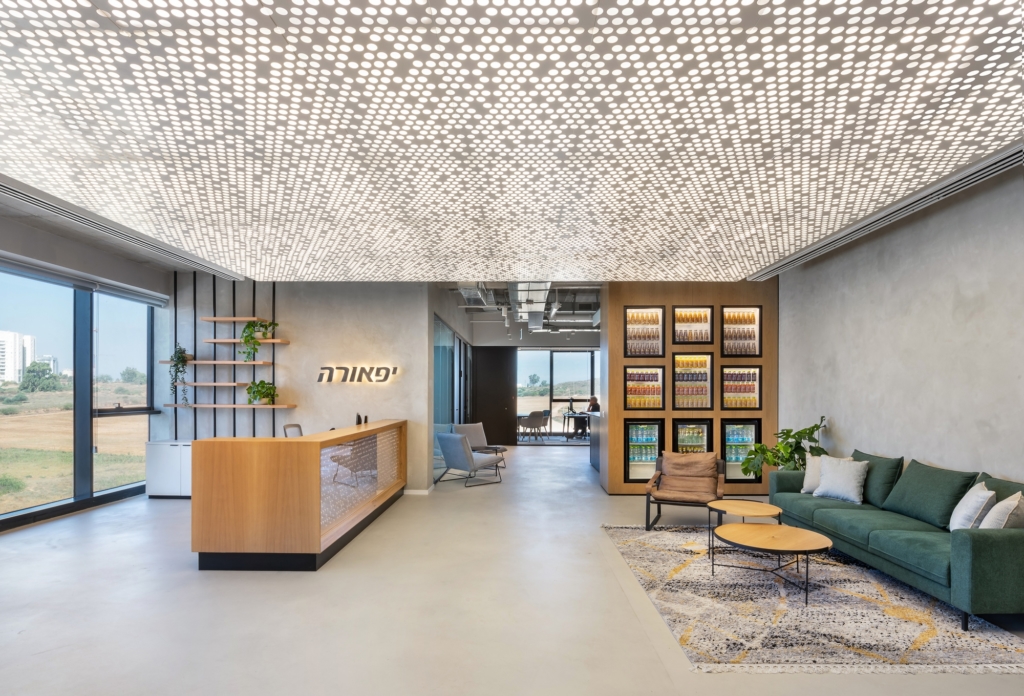 飲料制造辦公室裝修設(shè)計【3100平方米】