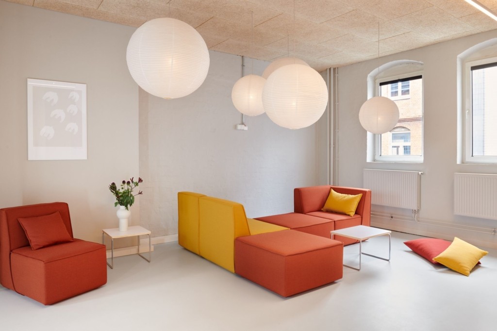 簡約溫馨辦公室裝修設(shè)計