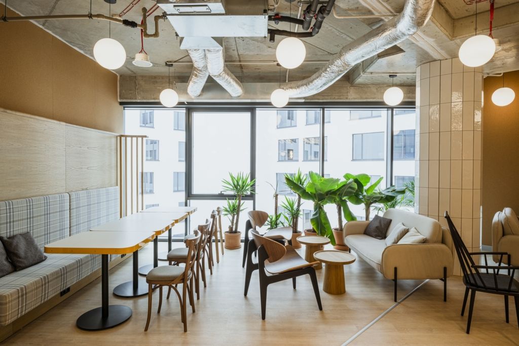 辦公室交流區(qū)域