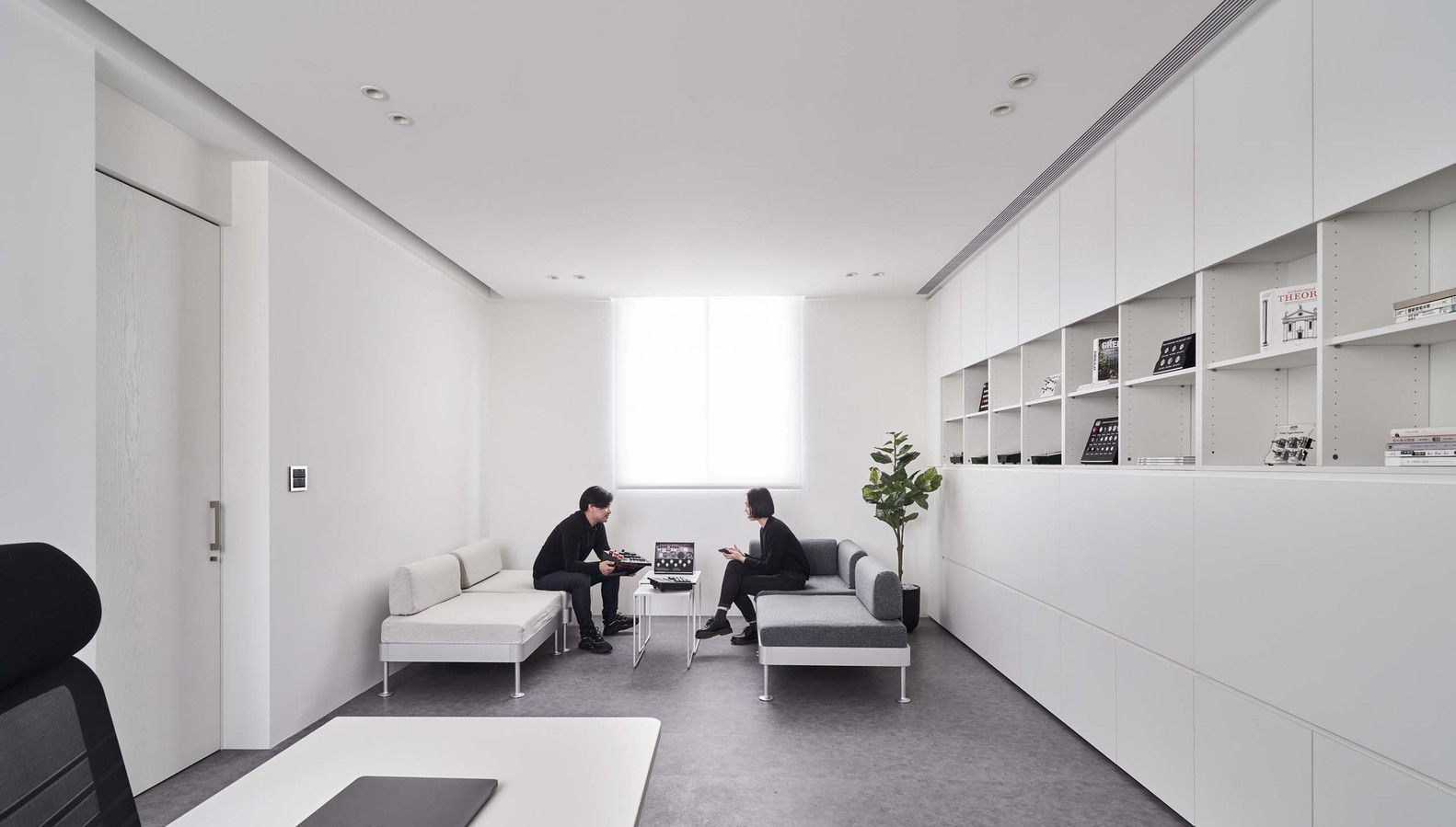 辦公室交流區(qū)